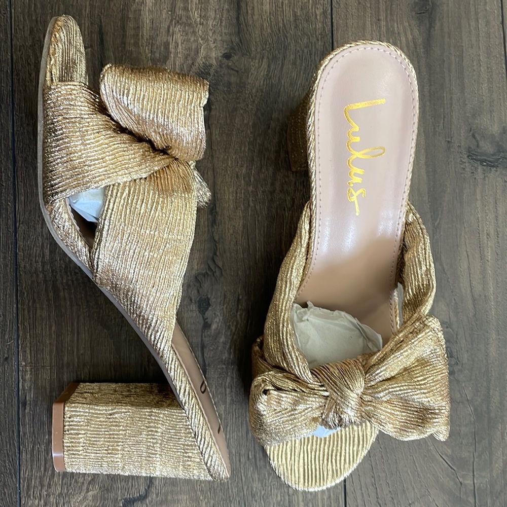 Lulus Dorothea Knotted Gold Sandals